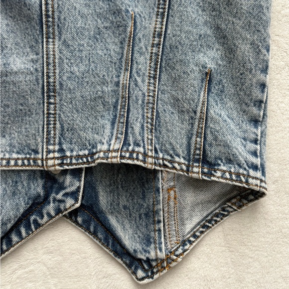 NWT - BLANK NYC Timeless Tailored Denim Vest - Size Medium - Picture 12 of 16